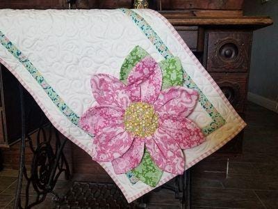 Petal Pop Flower Runner Pattern